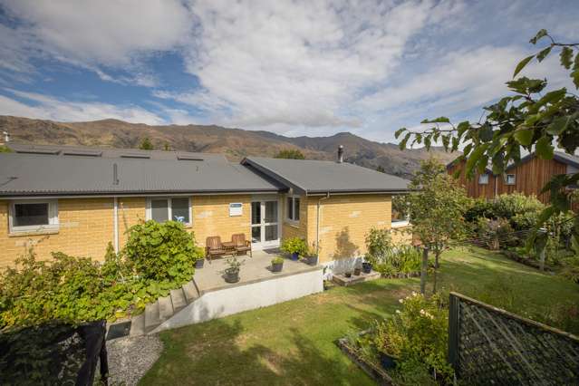 115 Upton Street Wanaka_3