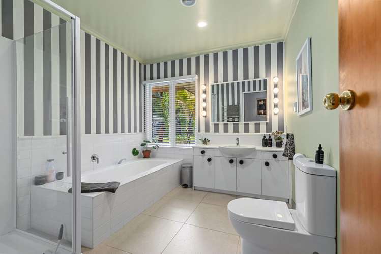 221 Grange Road Otumoetai_18