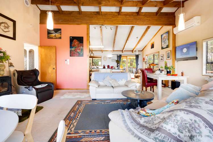 38 Rauhuia Crescent Parau_9