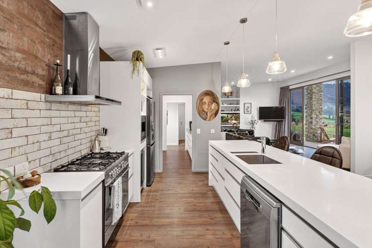 259 Heaney Road Cromwell_5