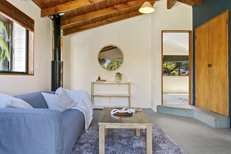 38 Arrowsmith Avenue Waipahihi_21