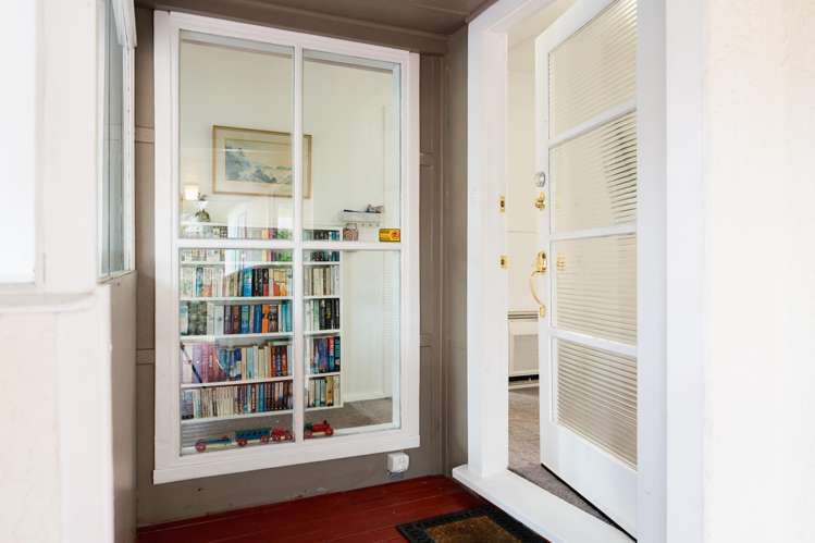 20 Waldron Crescent Green Island_15