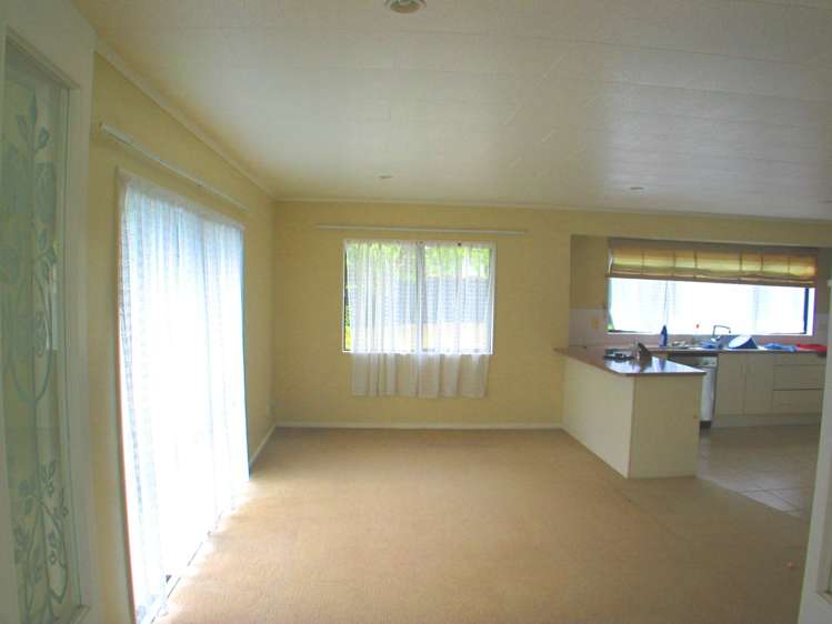 21 Hakea Place Totara Heights_7