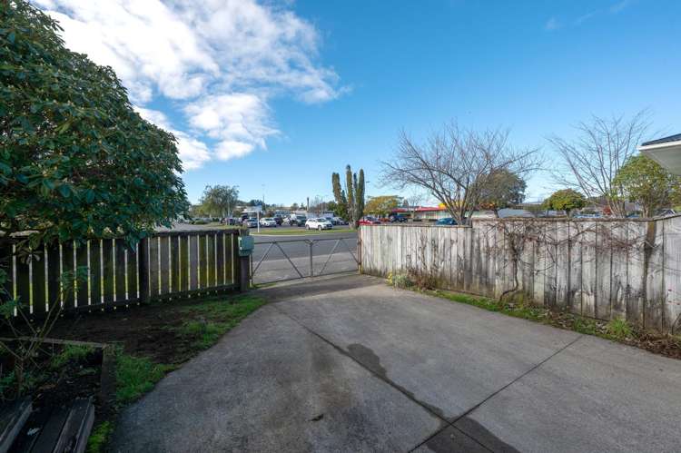 27 Te Rangitautahanga Road Turangi_18