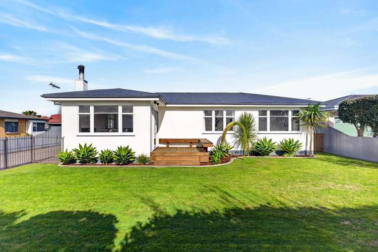 17 Hinton Road Taradale_22