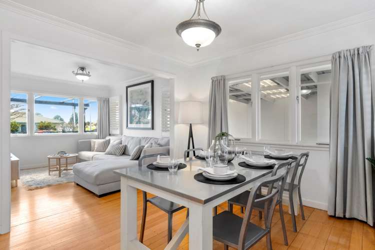 19a Pemberton Crescent Greerton_1