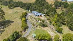 Country Living Near Taupo: View Now!!!