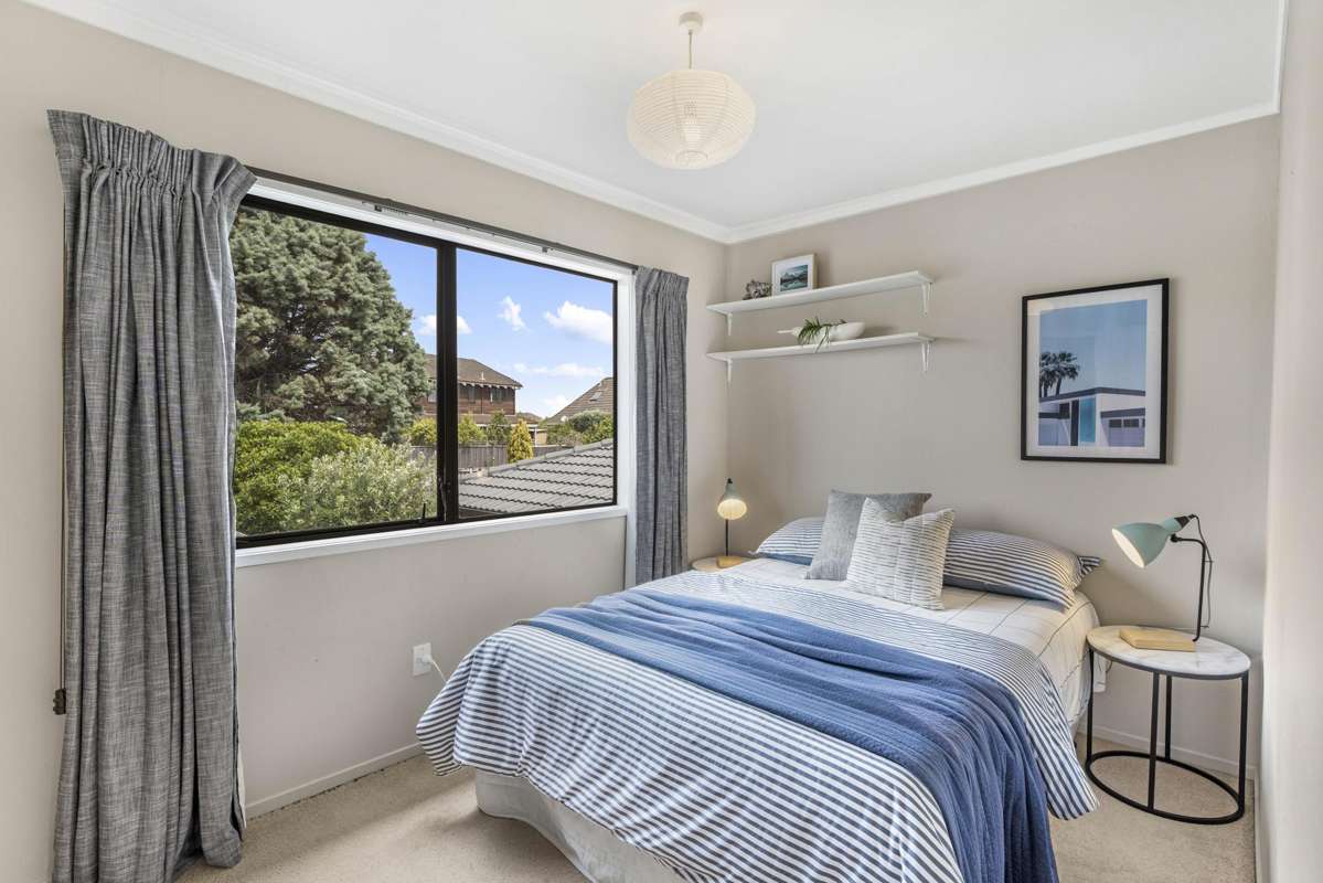 2/159 Norman Lesser Drive_5