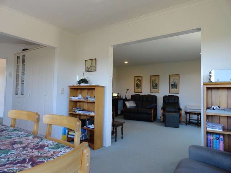 16 Orpington Place Stoke_7