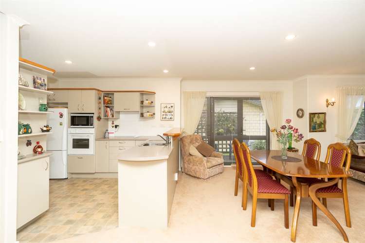 61/3 Turnbury Court Rototuna_7