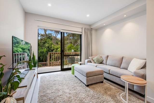 6/22 Spinella Drive Bayview_2