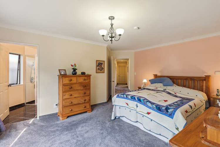 1 Quadrant Heights Paraparaumu_12
