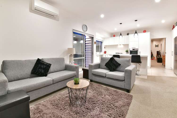 8 Sibling Court Silverdale_4