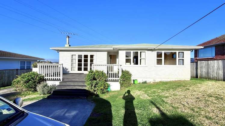 57 Tiroroa Avenue 1802_0
