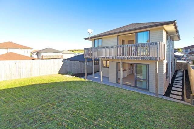 8 Maylee Crescent Gulf Harbour_1