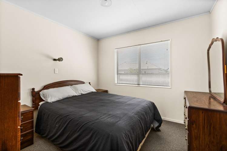 2/177 Main Road Clive Clive_7