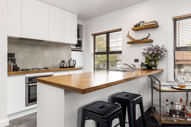 1-6/69 Maxwell Road Blenheim_15