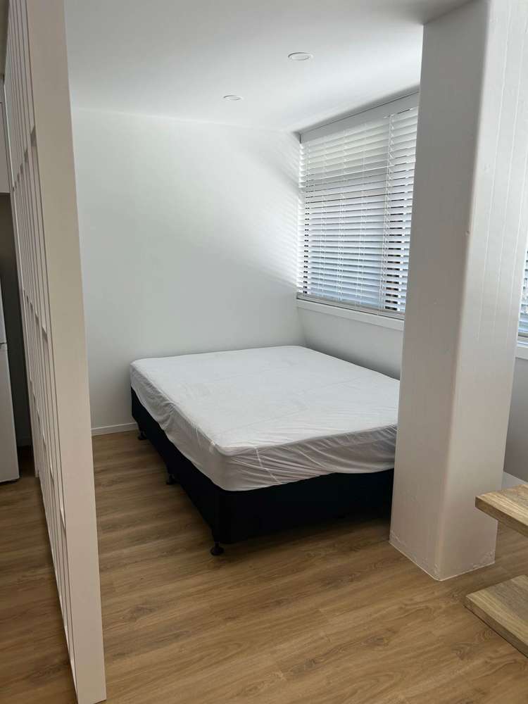 4b/2 Whitaker Place Grafton_4