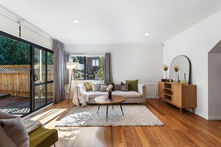 18/61A Birkdale Road_3