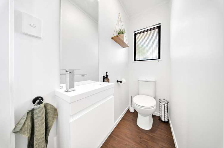 7 Leven Lane Totara Heights_19