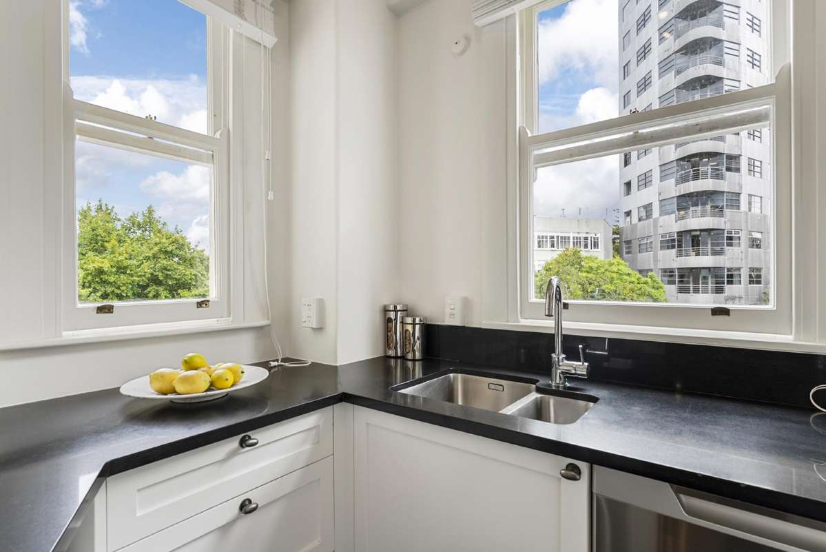 4G/5 Parliament Street_5