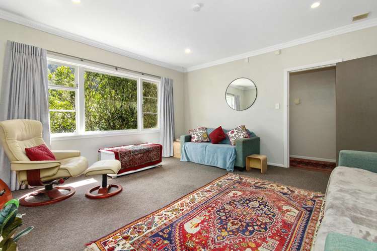 6 Franklyn Road Tawa_10