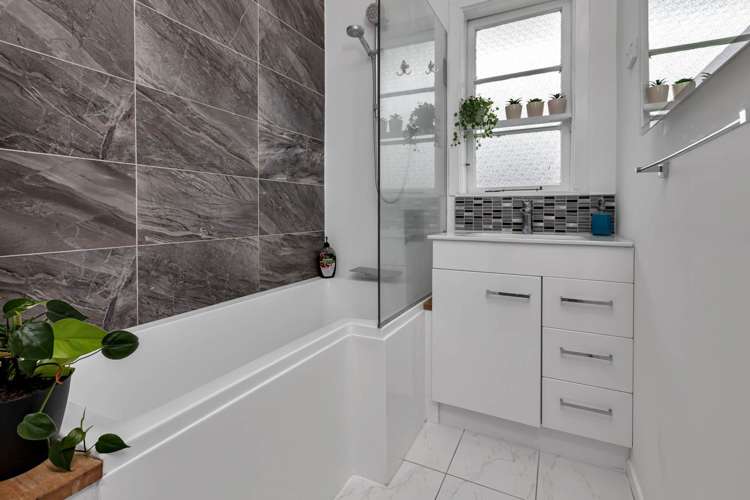 191 Great North Road Kamo_11
