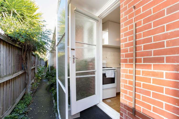 2/481 Manchester Street Saint Albans_11