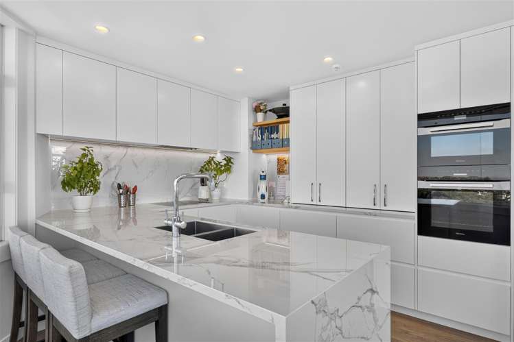 10/90 Kitchener Road Milford_25