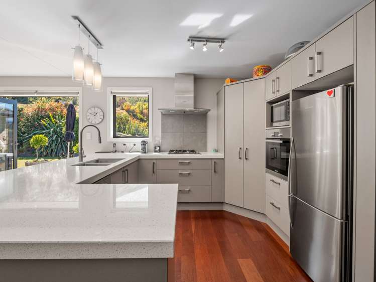 14 Morning Star Terrace Arthurs Point_10