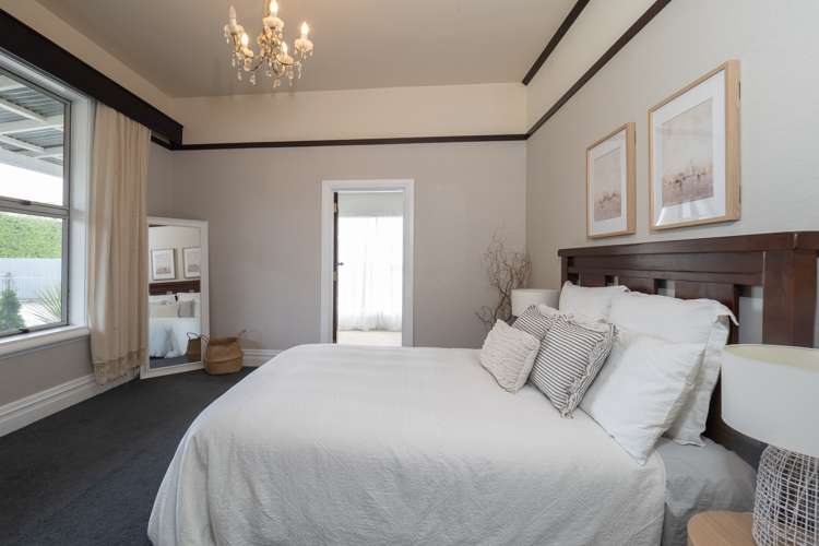 172 Racecourse Road Allenton_13