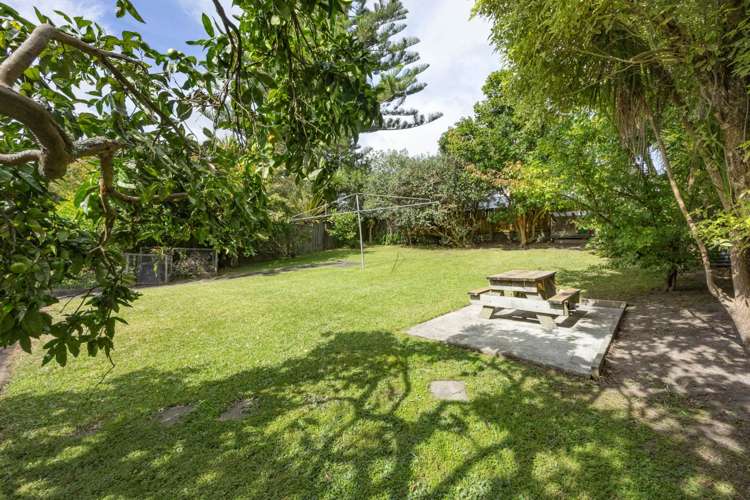 23 Lowtherhurst Road Massey_20