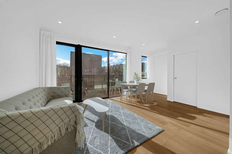 32 Waipuhinui Way_2