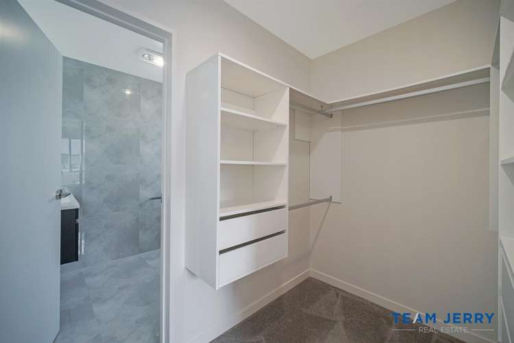 22 Laquinta Place Flat Bush_11