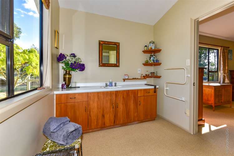 124 Embankment Road Lincoln_13