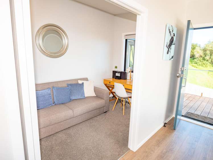 7 Dudley Crescent Cable Bay_11
