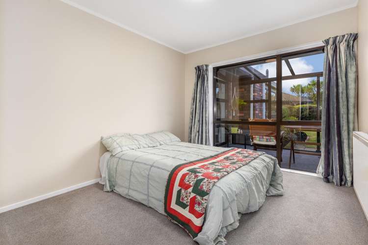22 Pinewood Grove Paraparaumu Beach_13