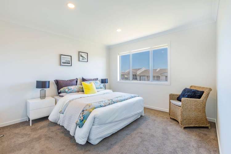 99 Medallion Drive Oteha_13