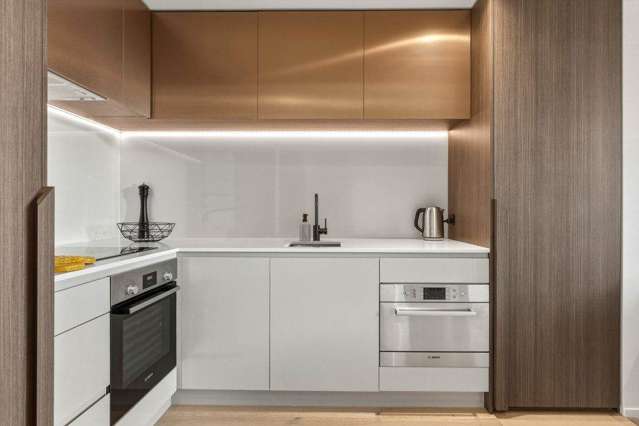 1607/10 Commerce Street City Centre_2