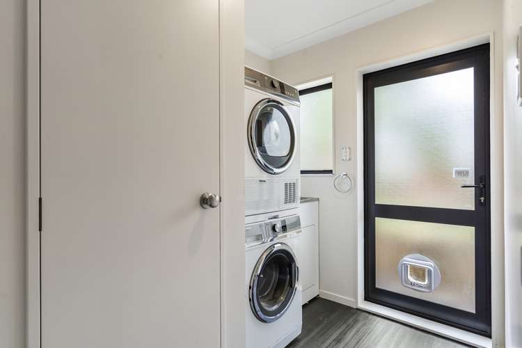 136 Lynwood Road New Lynn_16