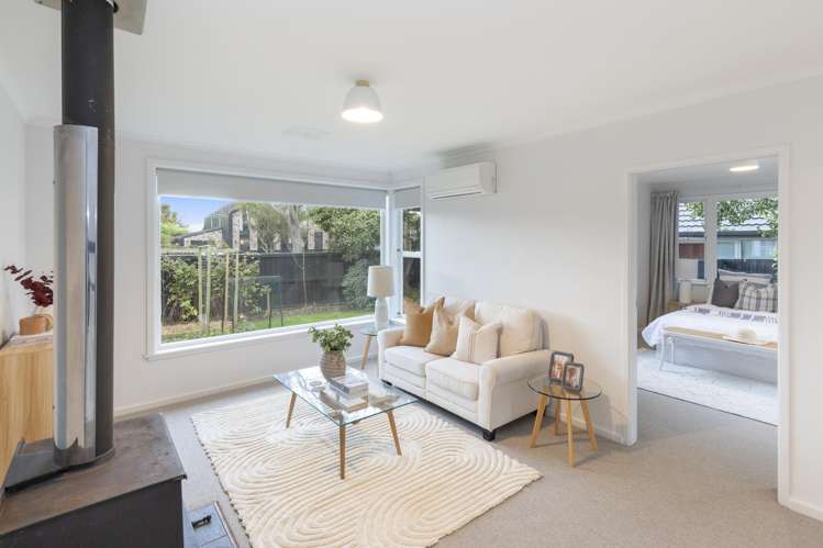 36 Eveleyn Couzins Avenue Richmond_3