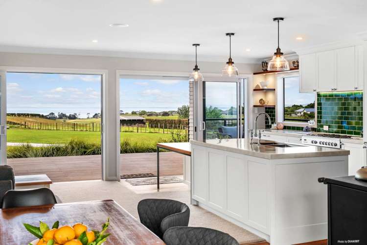 6 Tram Gully Road Awhitu_16