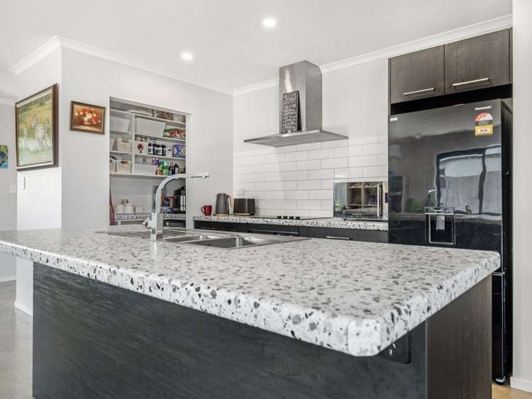 77 Fairway Drive Morrinsville_11