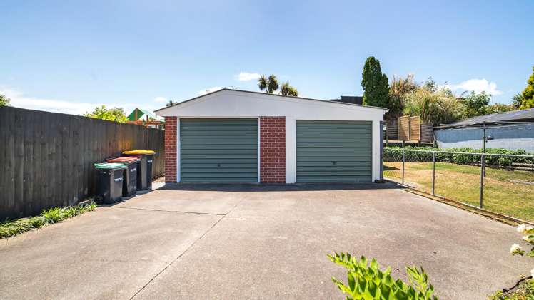 63 Vardon Crescent Shirley_10