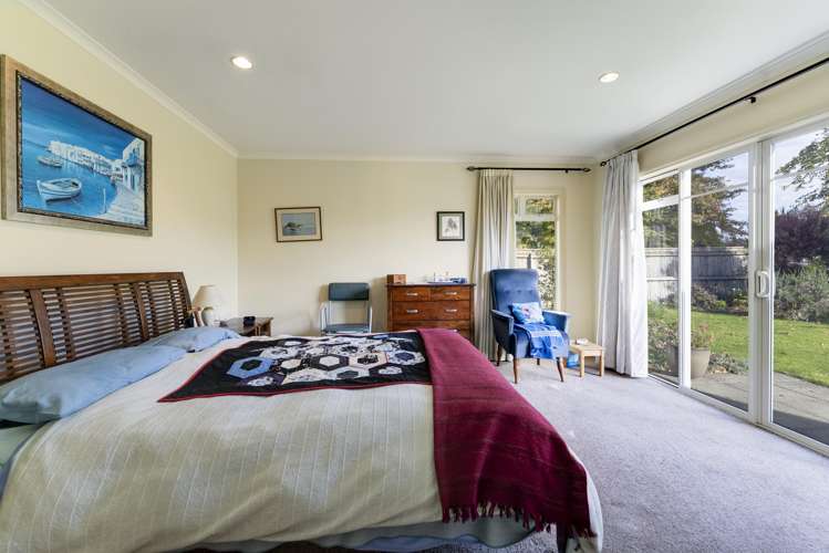 22 Heritage Crescent Richmond_14