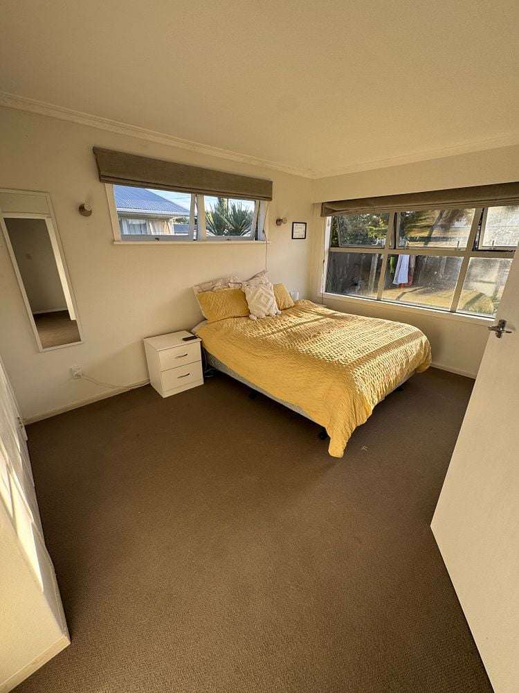 403 Dey Street Hamilton East_5