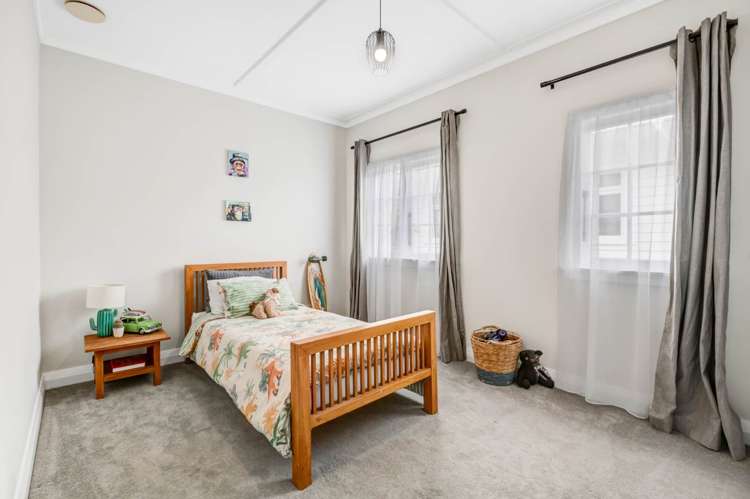 49a Parakai Avenue Helensville_20