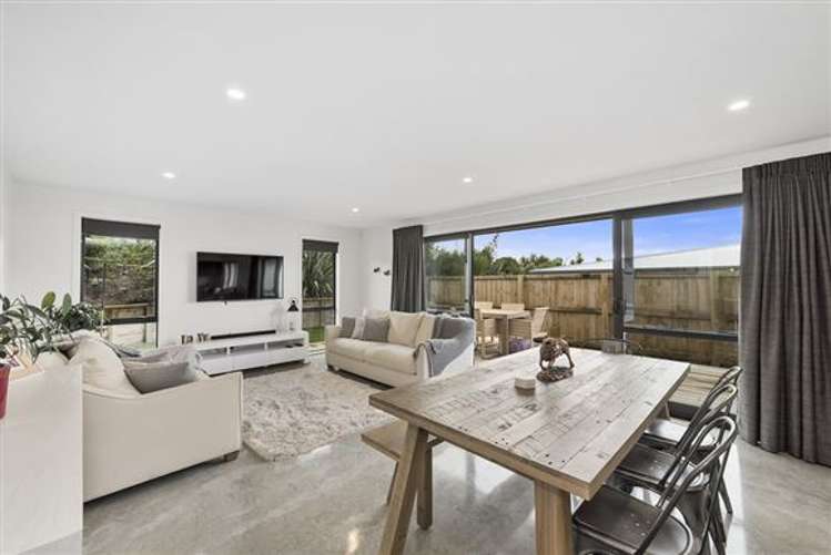 32 Patatee Terrace Baverstock_5