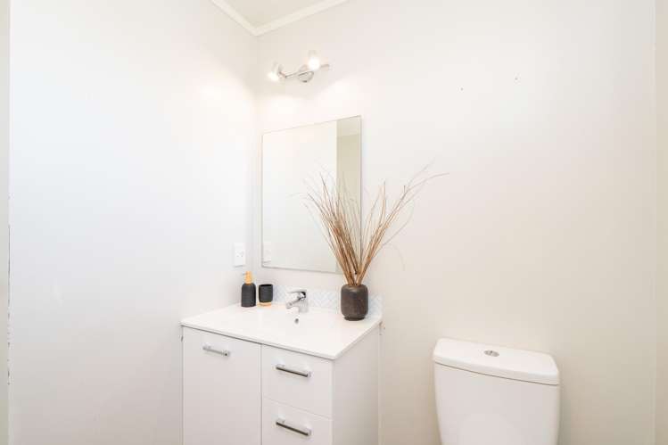 12 Stirrat Street Kingswell_9