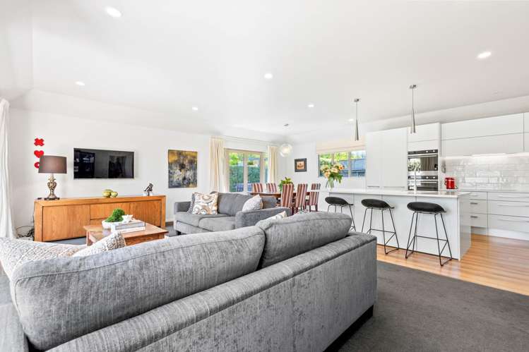 1 Springvale Gardens Harewood_7